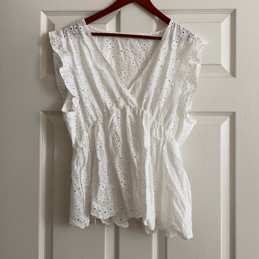 White pea plum blouse